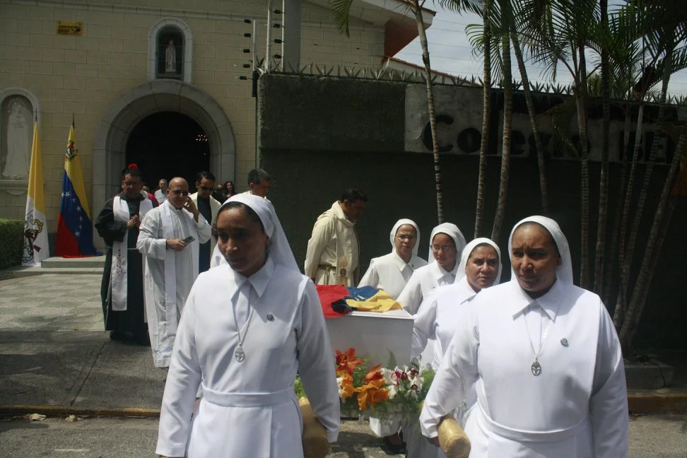 Fachada del colegio belén de caracas