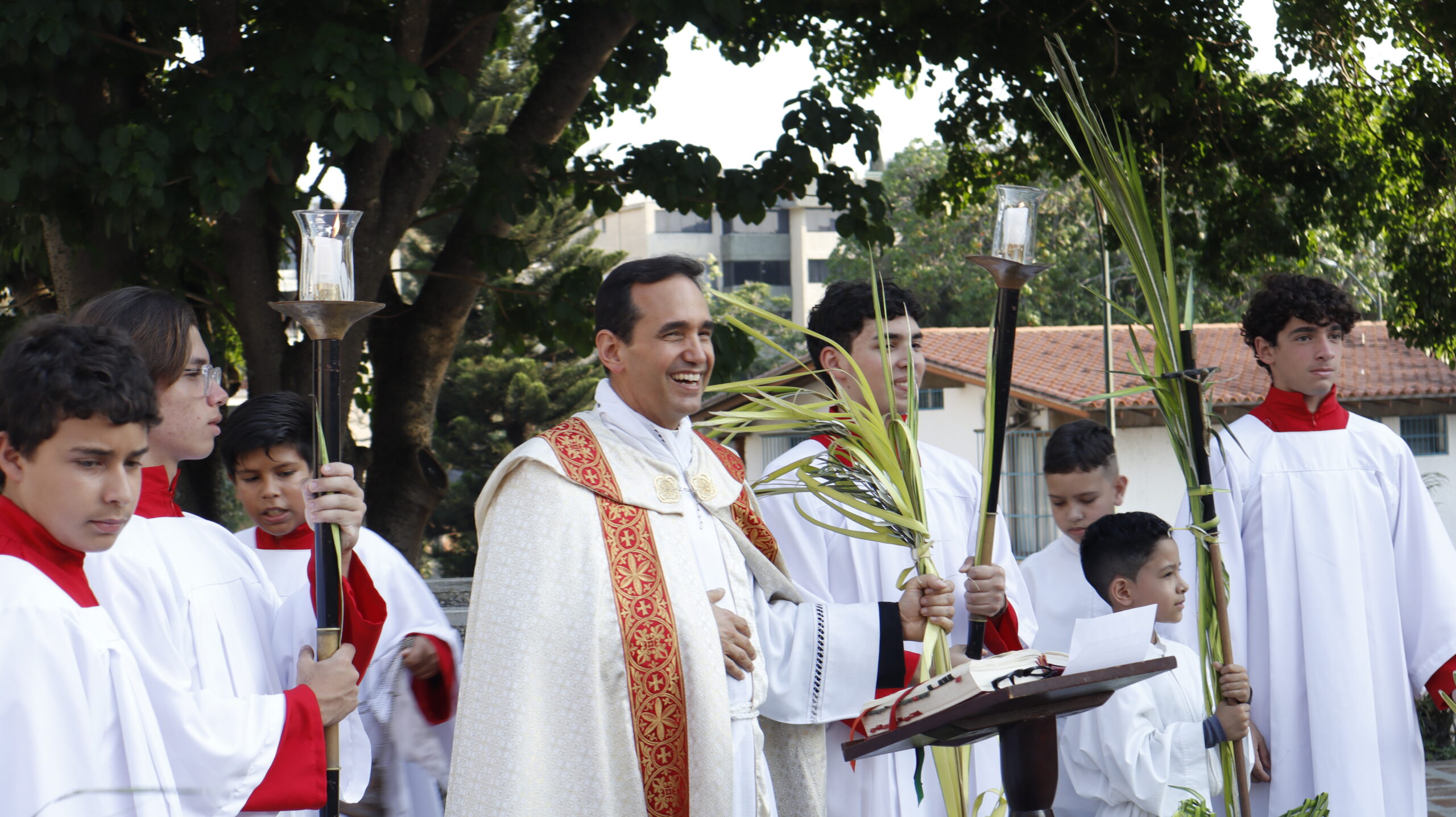 Así comenzamos la Semana Santa: con palmas, esperanza y el corazón abierto